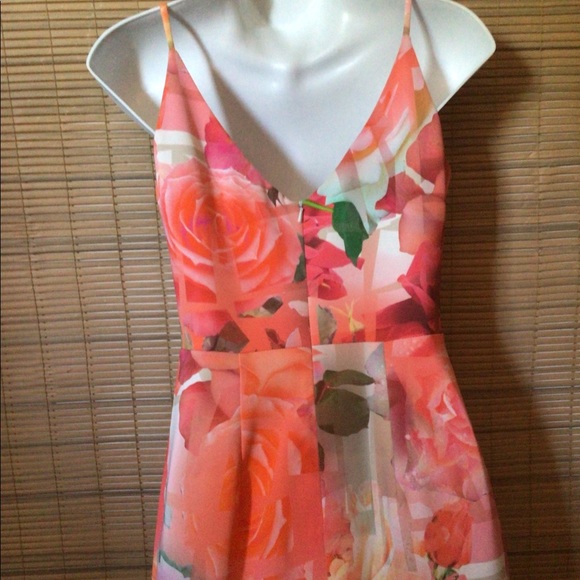 Black Halo NWT floral dress with spaghetti straps - Picture 13 of 16